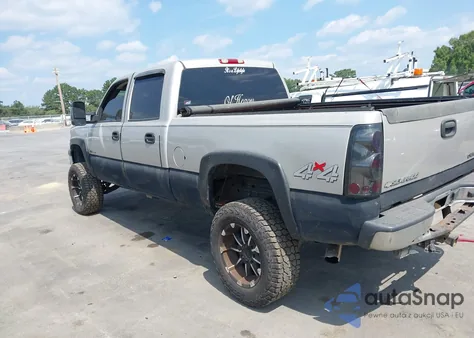2004 Chevrolet Silverado 2500 Ls z USA, uszkodzony, nr VIN 1GCGK23UX4F225872